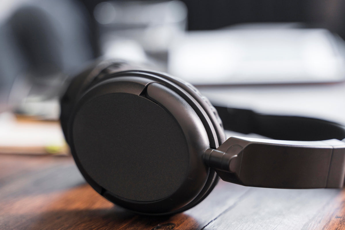 Noise Canceling Headphone